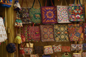 Read more about the article DIY Embroidered Gifts: Personalized Ideas for Every Occasion